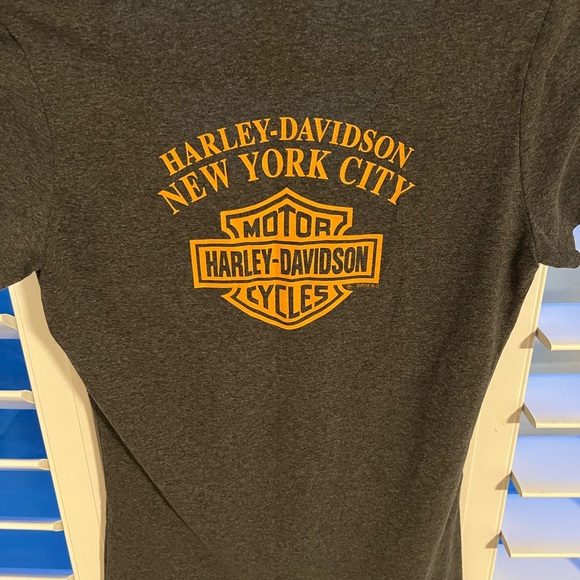 Harley Davidson gray top - Picture 2 of 3